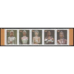 Brasil Brazil 3572/76 2016 Patrimonio Muñecas de la ceramista Isabel Mendes MNH Brasil Brazil 3572/76 2016 Patrimonio Muñecas de la ceramista Isabel Mendes MNH