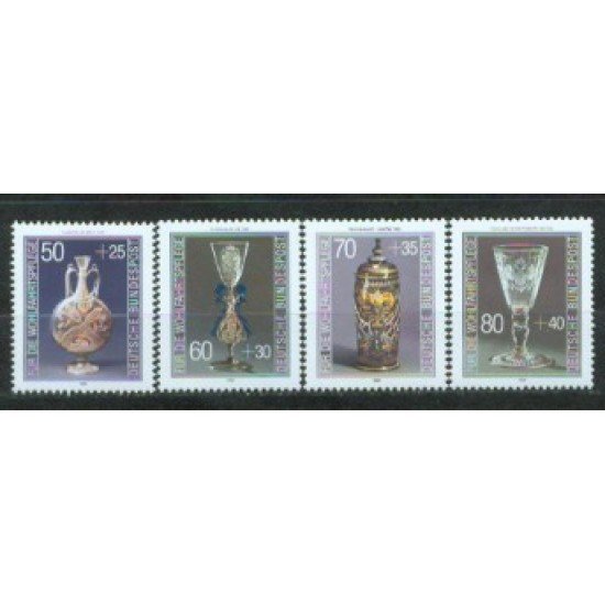 Alemania Federal - 1129/32 - GERMANY 1986 Sorteo benéfico-Vasijas antiguas-Lujo