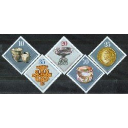 Alemania Oriental - 1858/62 - GERMANY 1976 Descubrimientos arqueológicos en la RDA Lujo Alemania Oriental - 1858/62 - GERMANY 1976 Descubrimientos arqueológicos en la RDA Lujo