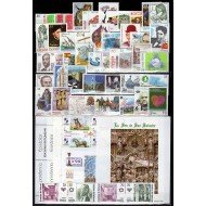 España Spain Año Completo Year Complete 1998 Incluye Minipliego Caballos Completo