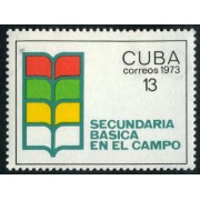 VAR2/S  Cuba  Nº 1678  1973  Educación , lujo