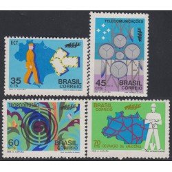 Brasil Brazil 989/92 1972 Unión de los medios de comunicación MNH Brasil Brazil 989/92 1972 Unión de los medios de comunicación MNH