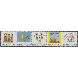 Brasil Brazil 1225/29 1976 Navidad Chritsmas Dibujos de niños MNH