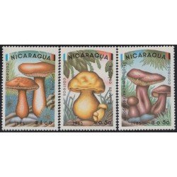 Nicaragua 1361/63 1985 Flora Champiñones MNH Nicaragua 1361/63 1985 Flora Champiñones MNH