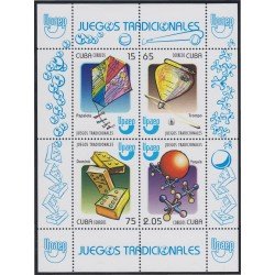 Cuba HB 260 2009 Juegos tradicionales Papalote Dominó Yaquis Trompo Sin goma Cuba HB 260 2009 Juegos tradicionales Papalote Dominó Yaquis Trompo Sin goma