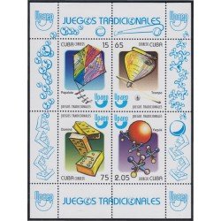 Cuba HB 260 2009 Juegos tradicionales Papalote Dominó Yaquis Trompo MNH Cuba HB 260 2009 Juegos tradicionales Papalote Dominó Yaquis Trompo MNH