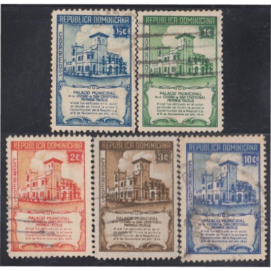Rep. Dominicana 385/89 1945 Palacio Municipal de la Ciudad de San Cristóbal usados Rep. Dominicana 385/89 1945 Palacio Municipal de la Ciudad de San Cristóbal usados