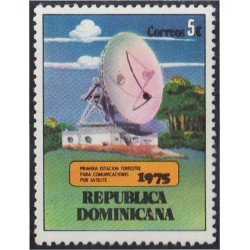 Rep. Dominicana 765 1975 Primera estación terrestre para comunicaciones por satélite MNH