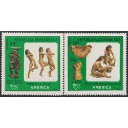 Rep. Dominicana 1061/62 1989 América Upae Taínos Vasija Ritual Casabe MNH Rep. Dominicana 1061/62 1989 América Upae Taínos Vasija Ritual Casabe MNH