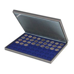 Lindner 2364-2154ME Estuche para monedas NERA M con plantilla para monedas en color azul oscuro con 54 hoyos redondos para monedas con un diámetro de 25,75 mm Lindner 2364-2154ME Estuche para monedas NERA M con plantilla para monedas en color azul oscuro con 54 hoyos redondos para monedas con un diámetro de 25,75 mm