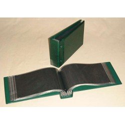 Lindner K-G3-G Álbum para cartas KOBRA con 50 bolsillos transparentes para cartas DIN C6, en color verde, 240 x 145 mm Lindner K-G3-G Álbum para cartas KOBRA con 50 bolsillos transparentes para cartas DIN C6, en color verde, 240 x 145 mm