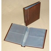 Lindner K-G30-H Álbum para tarjetas postales KOBRA con 40 fundas de plástico transparente dividida, en color marrón oscuro, 230 x 193 mm 