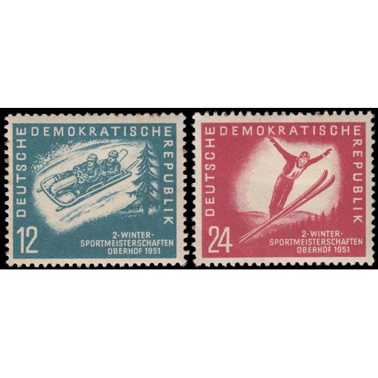 Alemania Oriental 32/33 1951 2º Campeonatos deportivos invierno-Oberhof (fijasellos) Alemania Oriental 32/33 1951 2º Campeonatos deportivos invierno-Oberhof (fijasellos)