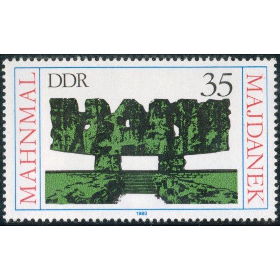 VAR1/SAlemania Oriental  DDR  Nº 2196  1980  Memorila de Majdanek -Polonia-Lujo