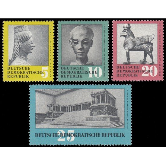 Alemania Oriental 458/61 1959 Restitución de tesoros artísticos por la U.R.S.S. (II) MNH Alemania Oriental 458/61 1959 Restitución de tesoros artísticos por la U.R.S.S. (II) MNH