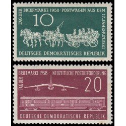 Alemania Oriental 377/78 1958 Día del sello MH Alemania Oriental 377/78 1958 Día del sello MH