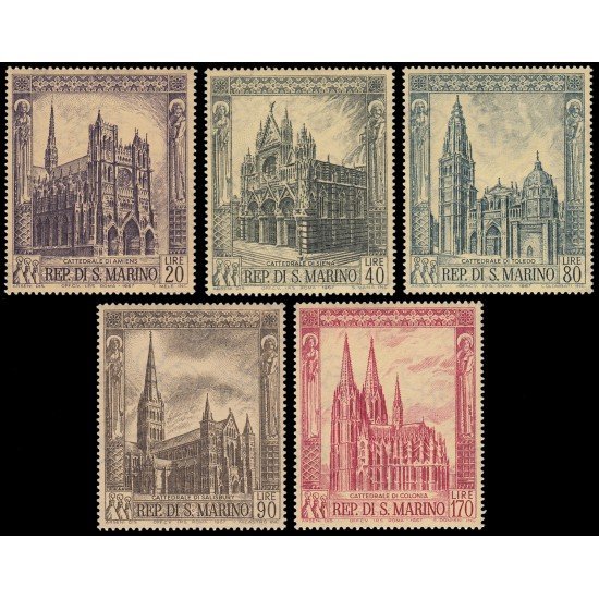 San Marino 704/08 1967 Catedrales góticas MNH San Marino 704/08 1967 Catedrales góticas MNH