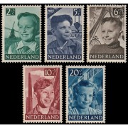 Holanda Netherlands 559/63 1951 En beficio de obras para la infancia MNH