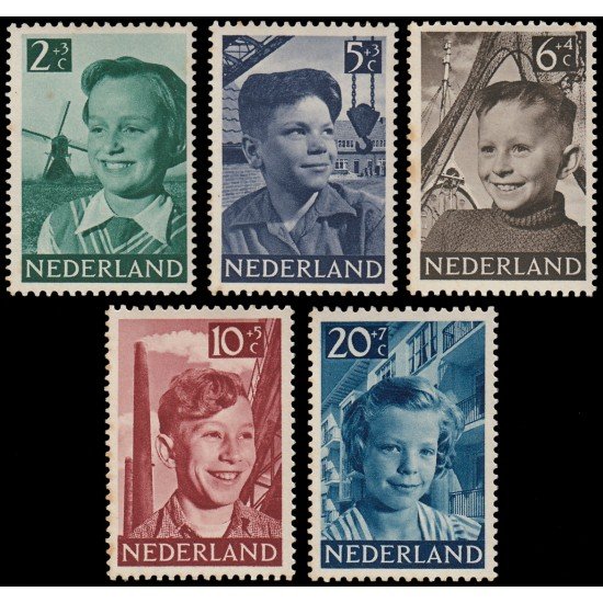 Holanda Netherlands 559/63 1951 En beficio de obras para la infancia MNH Holanda Netherlands 559/63 1951 En beficio de obras para la infancia MNH