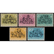 Holanda Netherlands 582/86 1952 En beneficio de obras para la infancia MNH