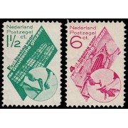 Holanda Netherlands 235/36 1931 Para la restauración de las vidrieras de la iglesia de San Juan de Gouda MNH