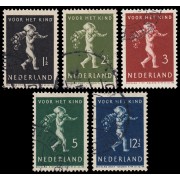 Holanda Netherlands 327/31 1939 En beneficio de obras para la infancia Usados