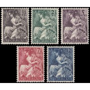 Holanda Netherlands 446/50 1946 En beneficio de Ayuda nacional MH