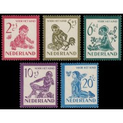 Holanda Netherlands 549/53 1950 En beneficio de obras para la infancia MH