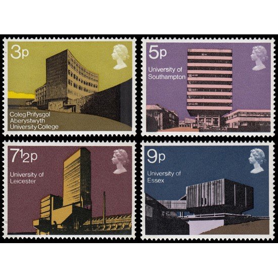 Gran Bretaña 646/49 1971 Arquitectura británica, edificios universitarios modernos MNH Gran Bretaña 646/49 1971 Arquitectura británica, edificios universitarios modernos MNH