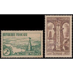 France Francia 301/02 1935 Lugares y monumentos Río Bretón Saint Trophime MH France Francia 301/02 1935 Lugares y monumentos Río Bretón Saint Trophime MH