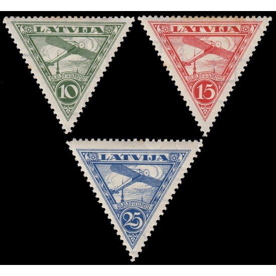 Letonia Latvia Aéreo 3/5 1928 Avión sobrevolando Riga Valor en Santimu MH Letonia Latvia Aéreo 3/5 1928 Avión sobrevolando Riga Valor en Santimu MH
