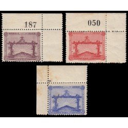 Uruguay 371/73 1928 Victoria del equipo de fútbol en los juegos olímpicos de Amsterdam MNH Uruguay 371/73 1928 Victoria del equipo de fútbol en los juegos olímpicos de Amsterdam MNH