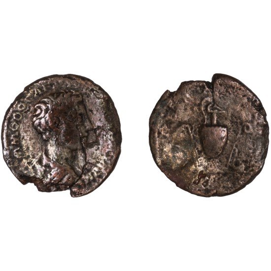 Moneda Imperio Romano As Cómodo 175-176 d.C. Moneda Imperio Romano As Cómodo 175-176 d.C.
