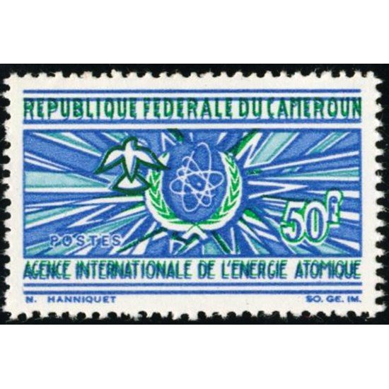 VAR2/S  Camerún Cameroon  Nº 439   1967  Agencia inter. de energía atómica Símbolo, átomo y paloma MNH