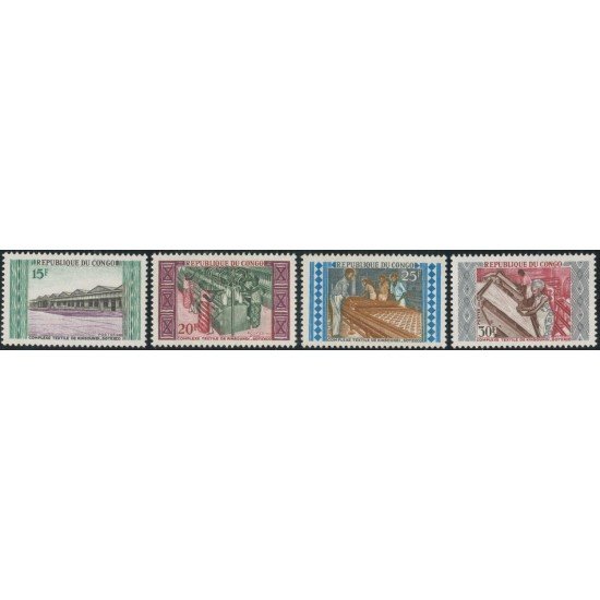 VAR2/S Congo francés  Nº 246/49   1970  Compljo textil de Kinsoundi Lujo