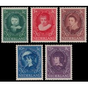 Holanda  Netherlands 644/48  1955 Obras por la infancia Retratos MNH