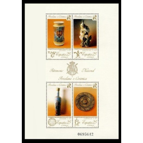 España Spain 3115 1991 Patrimonio Artístico Nacional Porcelana y cerámica MNH España Spain 3115 1991 Patrimonio Artístico Nacional Porcelana y cerámica MNH
