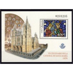 España Spain 4020 2003 Vidrieras de la catedral de Santa María de León MNH España Spain 4020 2003 Vidrieras de la catedral de Santa María de León MNH