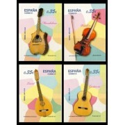 España Spain 4628/31 2011 Instrumentos musicales Guitarra Violín MNH 