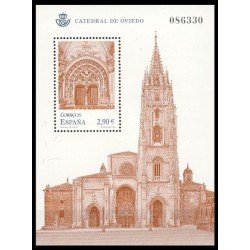 España Spain 4736 2012 Catedral de Oviedo Fachada Arquitectura Religión MNH España Spain 4736 2012 Catedral de Oviedo Fachada Arquitectura Religión MNH