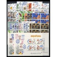 España Spain Año Completo Year Complete 1982 Block of 4 + 4 HB MNH