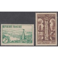 France Francia   301/02 1935 Saint Trophime MNH