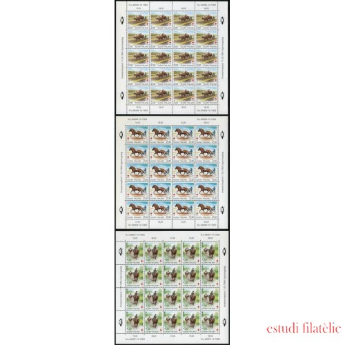 MED  Finlandia Finland  211/13  MHB  1993  Horse caballo MNH