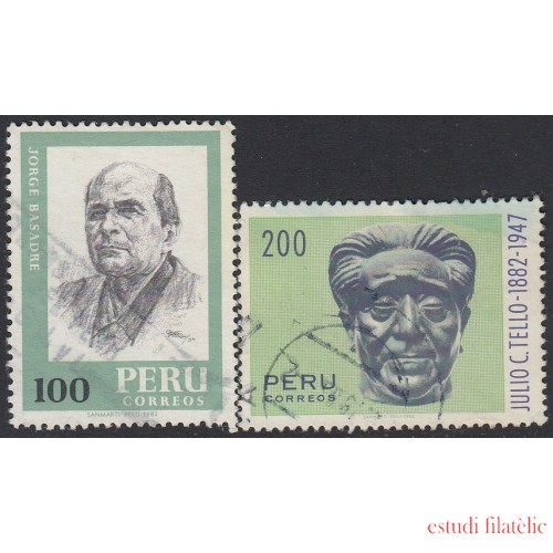 Perú 730/31 1982 Jorge Basadre Julio C. Tello Usado