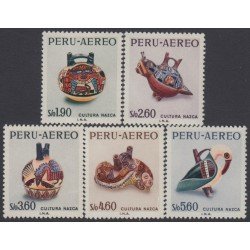 Perú A- 219/23 1968 Cultura Nazca MNH Perú A- 219/23 1968 Cultura Nazca MNH