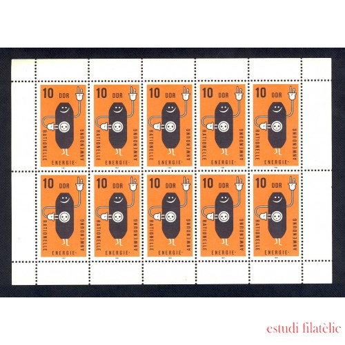 Alemania Oriental - 2257 - GERMANY 1981 Consumo racional de energia Minihojita 10 sellos Lujo